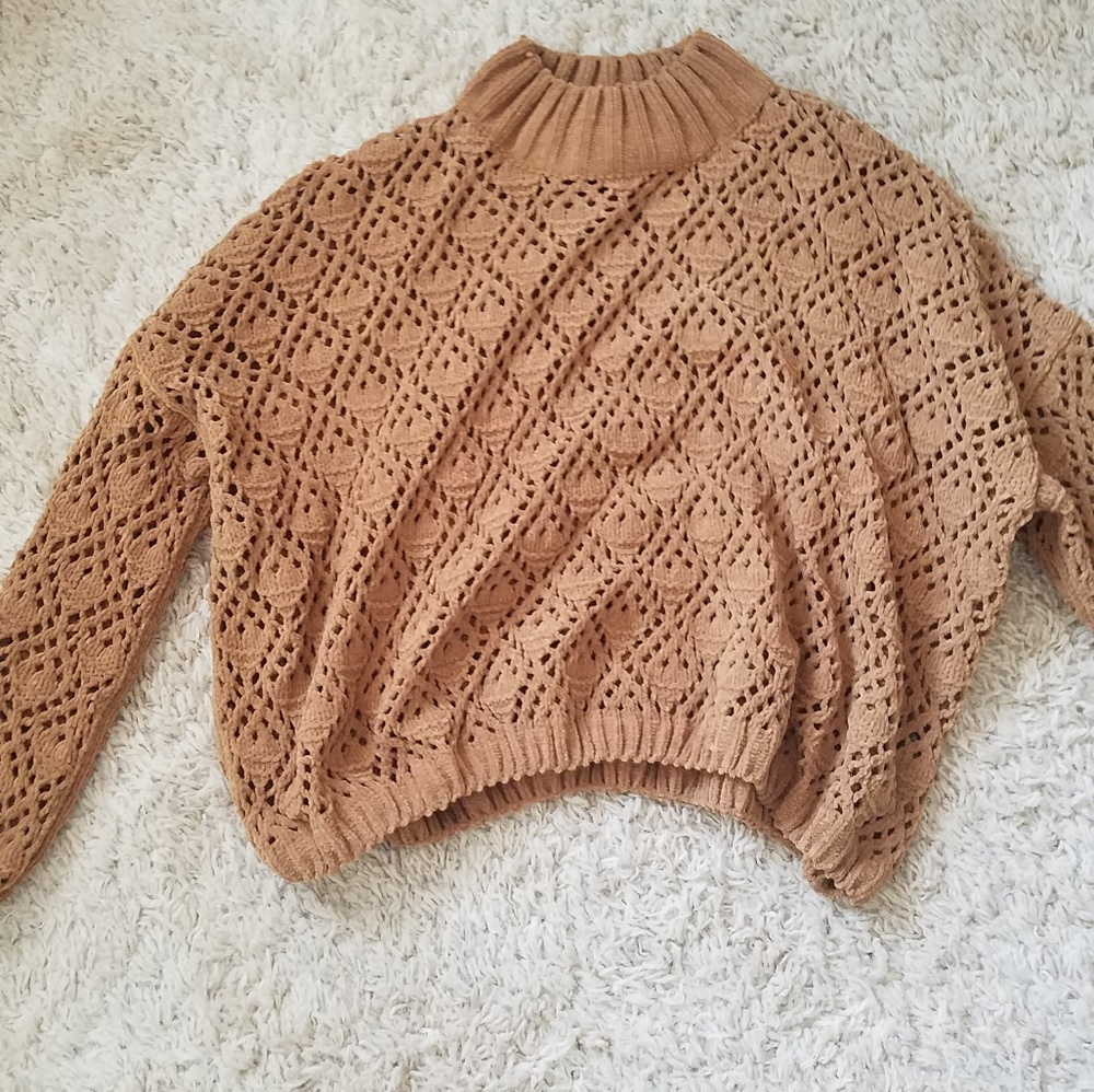 Crop top sweater